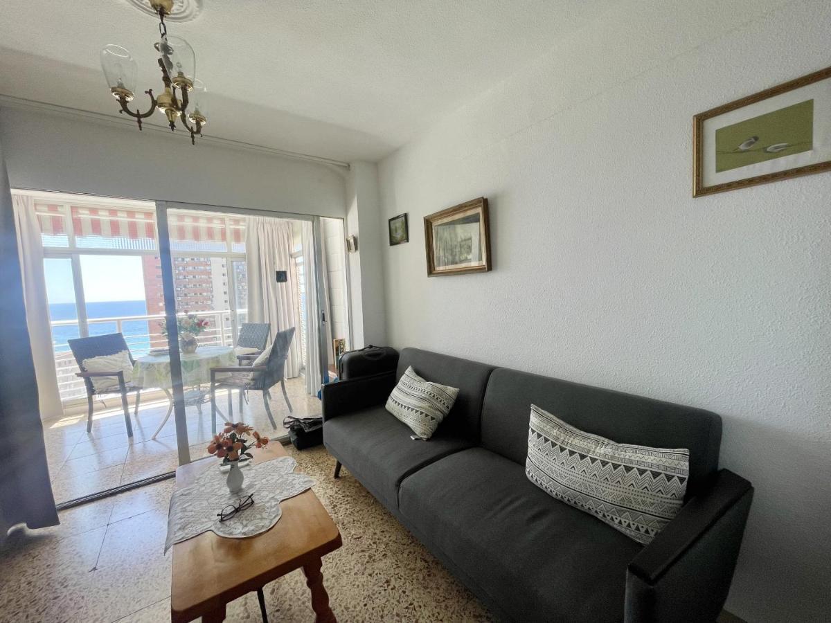 Eleven Caballos Apartment Бенідорм Екстер'єр фото