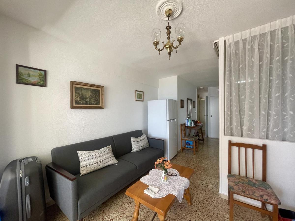 Eleven Caballos Apartment Бенідорм Екстер'єр фото
